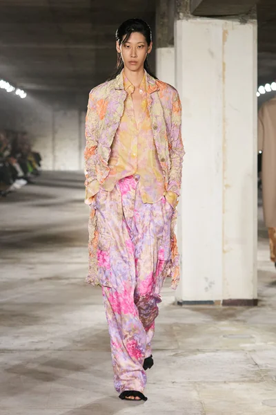 Look 42